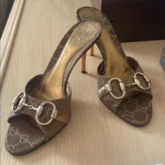 Gucci | Shoes | Gucci Brown Kitten Heel Mules With Horsebit  display picture 1